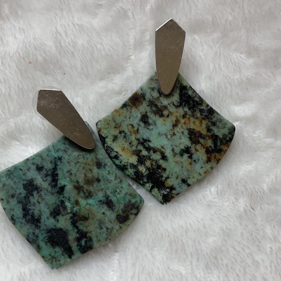 Kendra Scott Astoria African Turquoise Earrings - Picture 8 of 9